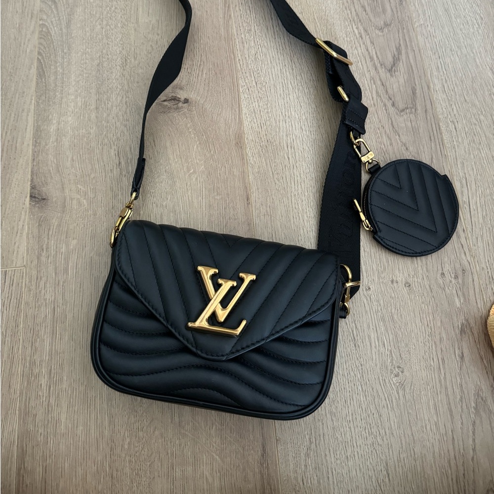 Louis Vuitton Multi Wave Pochette